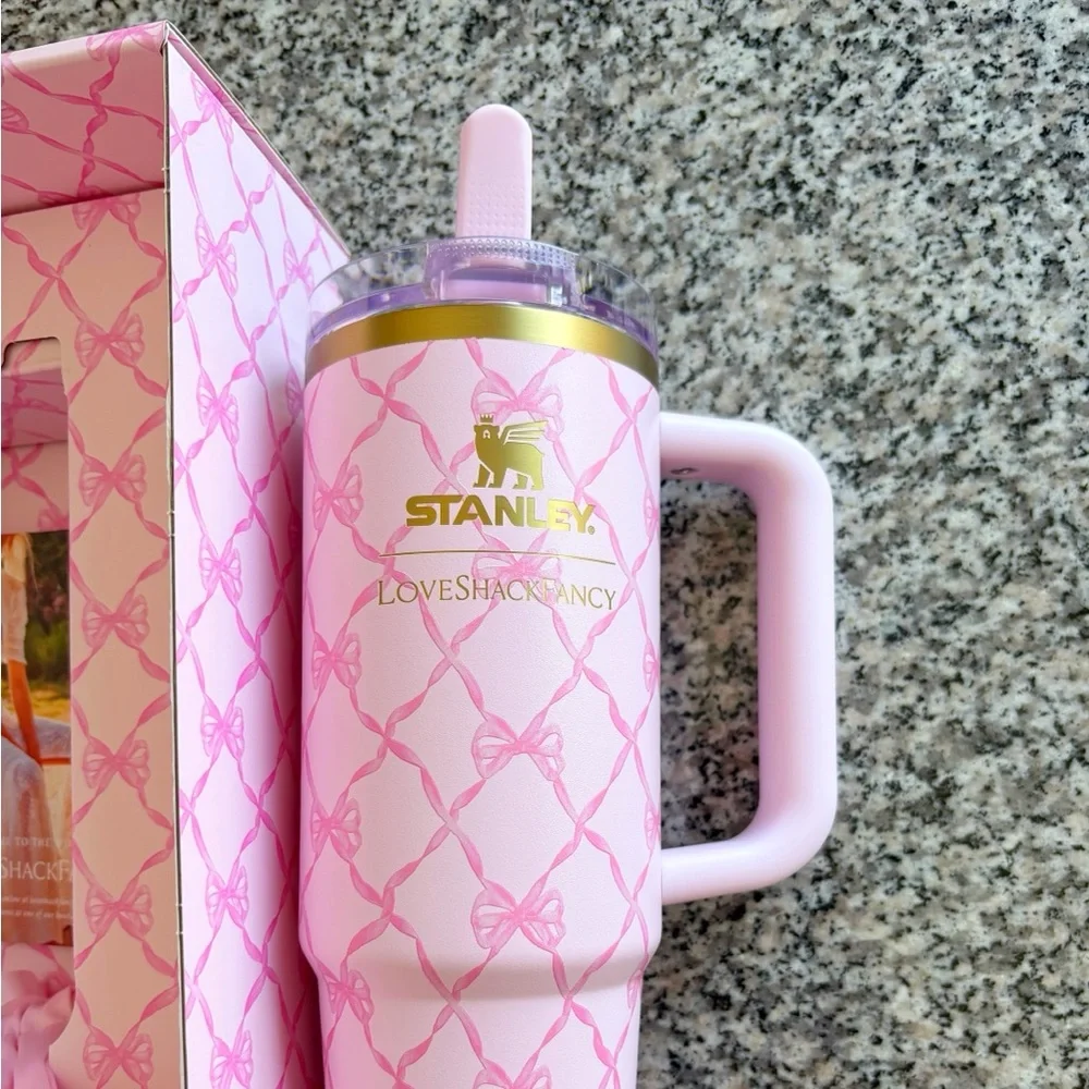 ♥️💖 FIRM Stanley x LoveShackFancy Protour Ribbon Bow SATIN DRAWSTRING BAG NWT - Picture 3 of 10